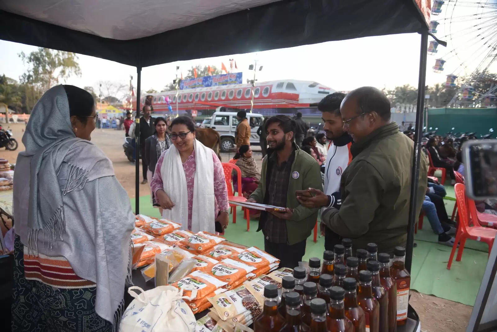 अंबिकापुर में दो साल की उपलब्धियों का उत्सव, संस्कृति और संवाद से जुड़ा जनसमुदाय