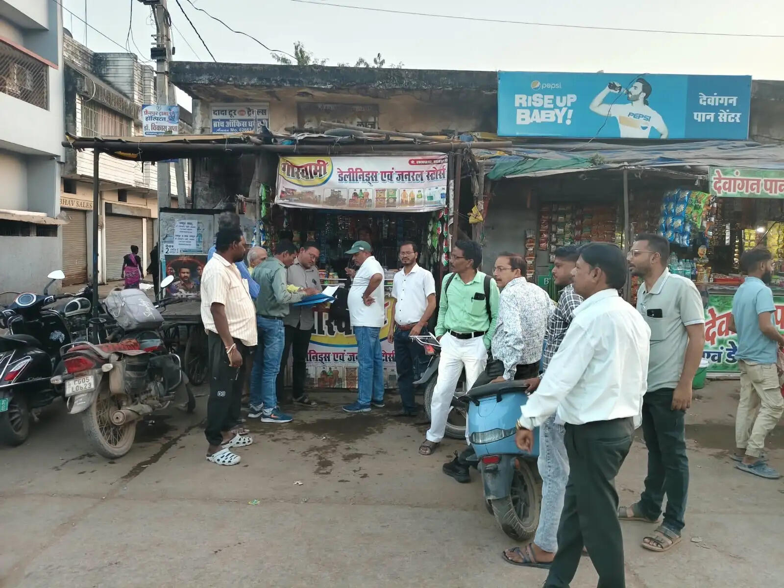 किराया नहीं पटाने पर नगर निगम ने दुकान सील की, बकायादारों पर कार्रवाई तेज