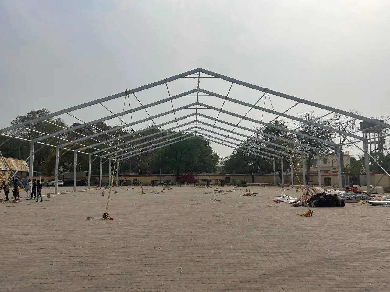 नवरात्र मेला शुरू होने में 48 घंटे शेष, विंध्याचल में युद्धस्तर पर तैयारियां