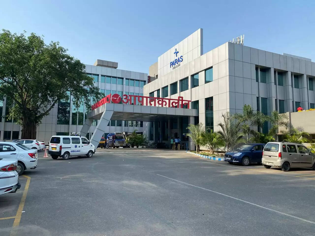 पारस अस्‍पताल में कूल्हा प्रत्यारोपण की सफल सर्जरी