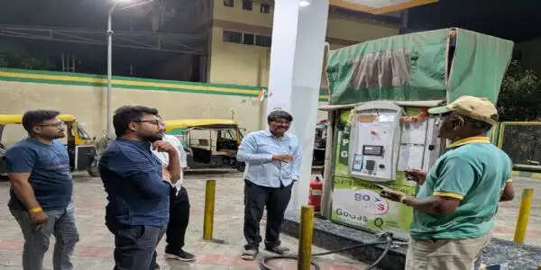 सागर: गो गैस एलपीजी पंप पर कलेक्टर की बड़ी कार्रवाई, अधिक कीमत वसूलने पर वितरण पर अस्थाई रोक