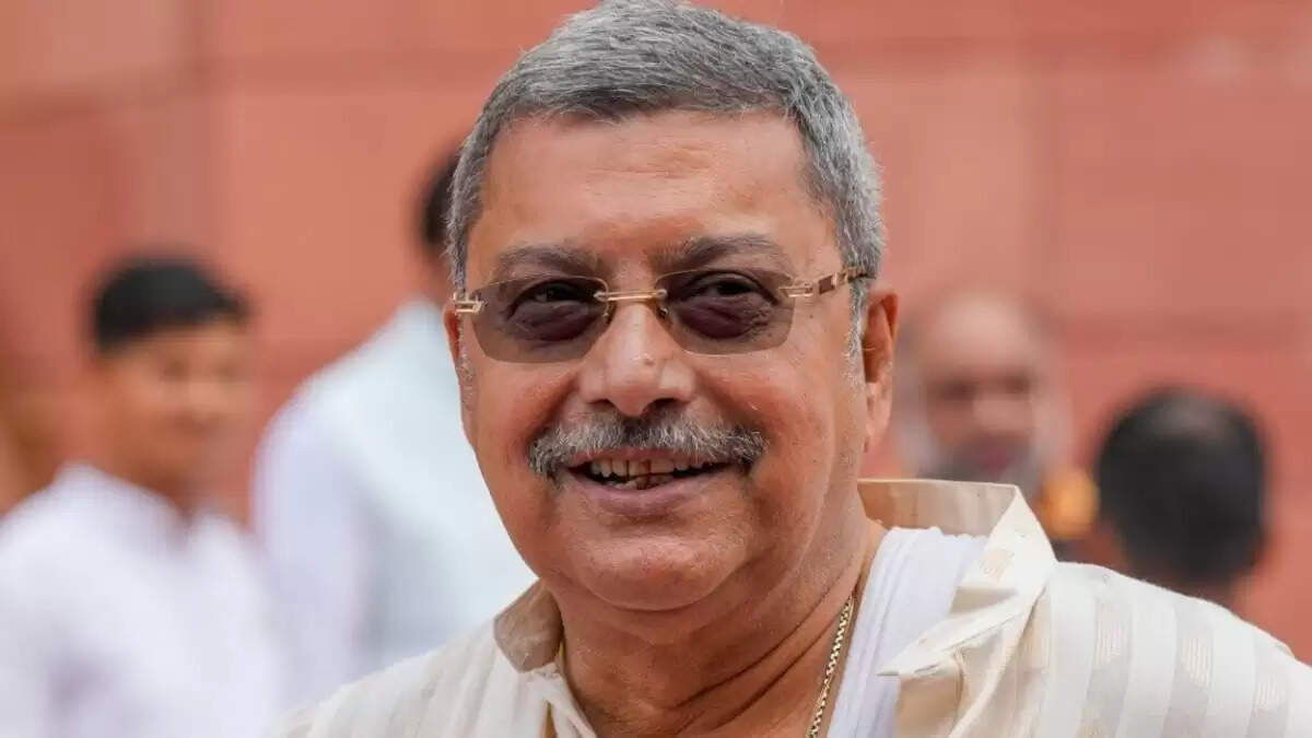 कल्याण बनर्जी का पीएम मोदी पर तंज, बोले—“भगवान ने ही बता दिया, बंगाल उनका गंतव्य नहीं”