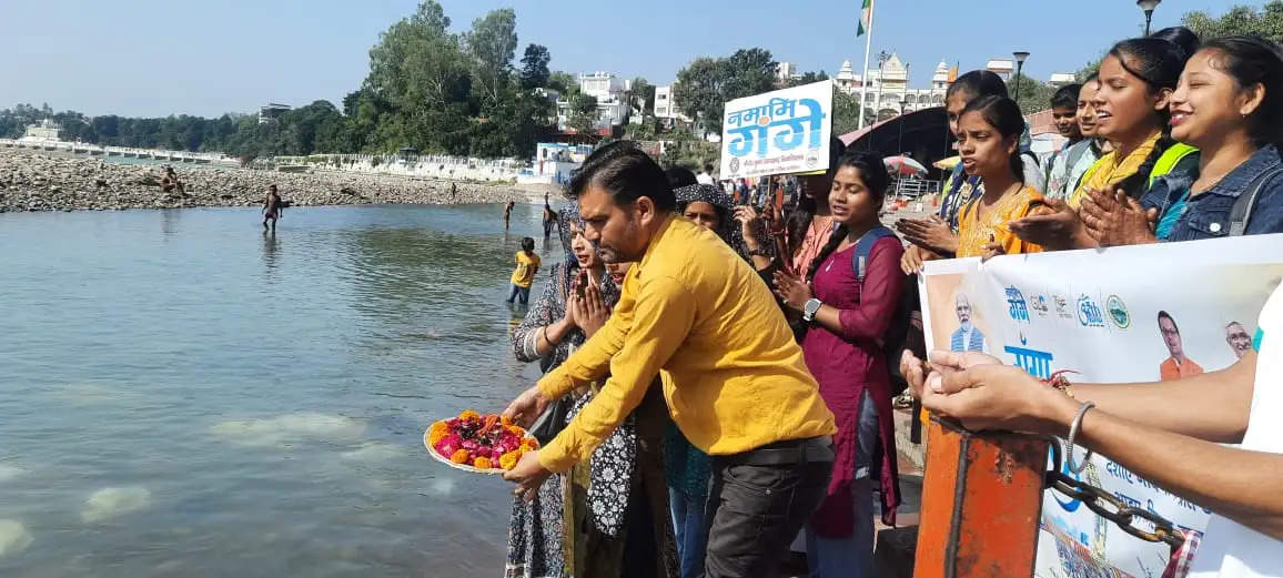 नमामि गंगे प्रकोष्ठ, राष्ट्रीय स्वच्छ गंगा मिशन ने त्रिवेणी घाट में आयोजित किया गंगा उत्सव