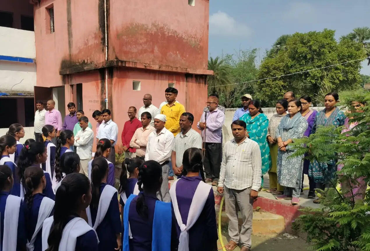 सारण के स्कूली बच्चों ने सेवा संकल्प अभियान के माध्यम से नशा मुक्ति की ली शपथ