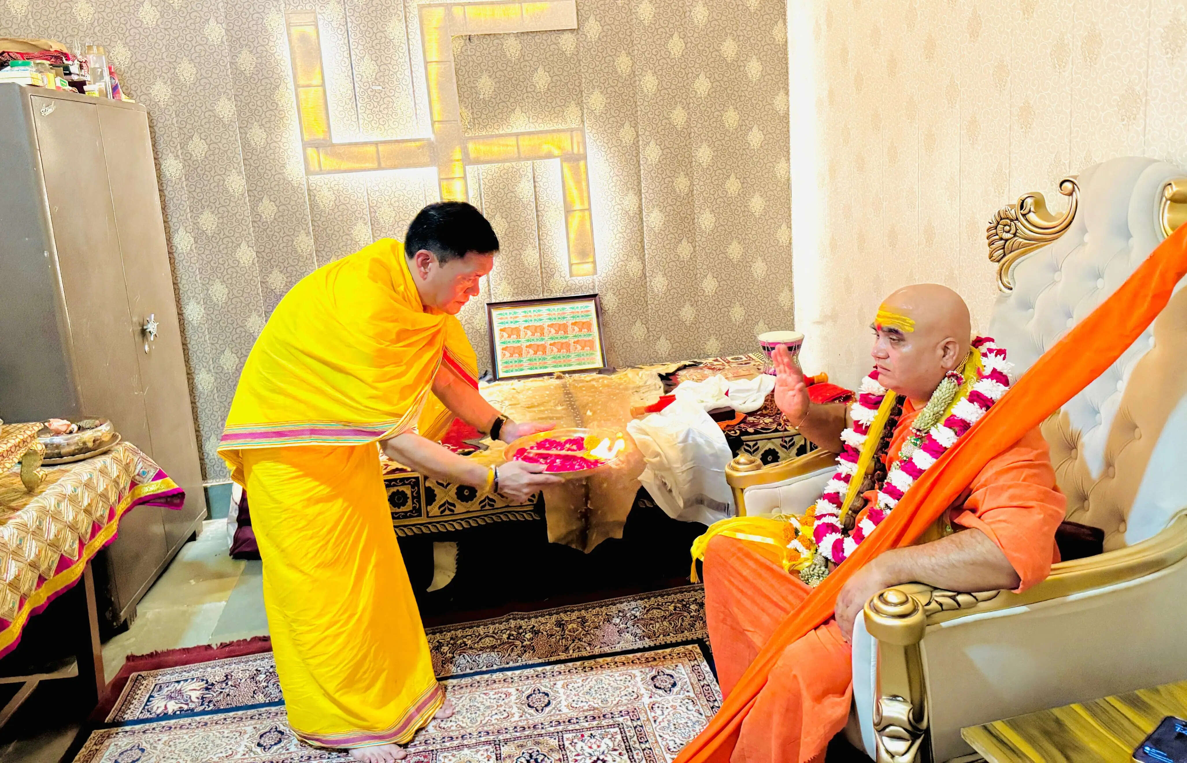 शंकराचार्य स्वामी निरंजनदेव तीर्थ महाराज ने सदैव देश और समाज को दिखाई एक नई दिशा : मुख्यमंत्री पेमा खांडू