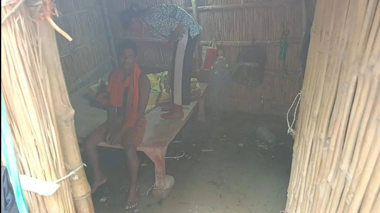सारण में सरयू का बढ़ा जलस्तर कई इलाके हुए जलमग्न, हजारों परिवार हुई बेघर