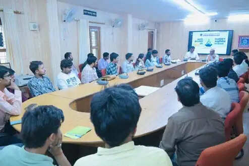 भारतीय दर्शन से ही प्रशस्त होगा सांस्कृतिक पुनर्जागरण : घनश्याम शाही