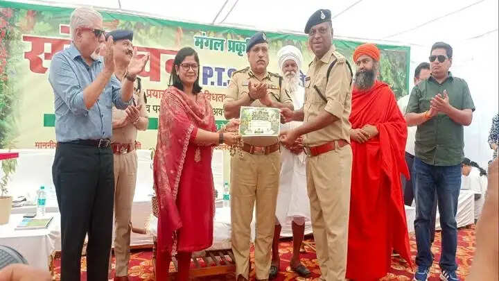 ग्वालियरः पीटीएस तिघरा में भव्यता के साथ आयोजित हुआ “प्रकृति प्रहरी सम्मान” समारोह