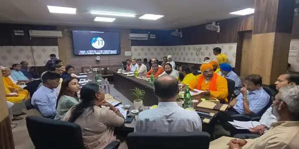अधिकांश मामलों में देश के कानून का ही पालन कर रहे हैं मुसलमान :सैयद नसरुद्दीन चिश्ती