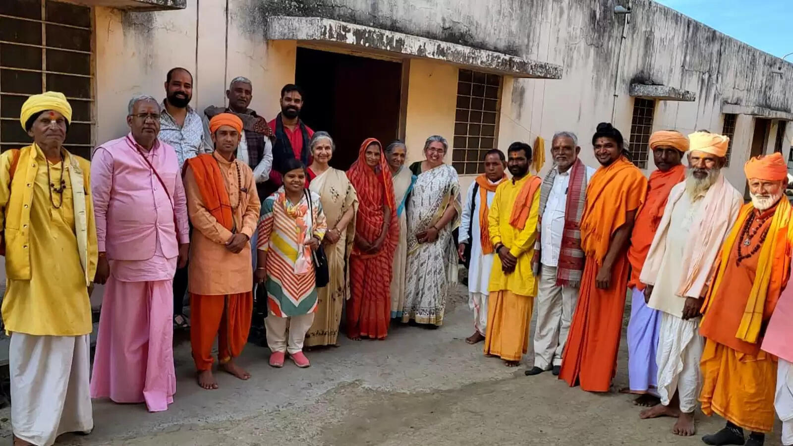 लोक मंगल और जगत कल्याण के लिए सर्वस्व समर्पण का भाव आवश्यक: पद्मश्री निवेदिता दीदी