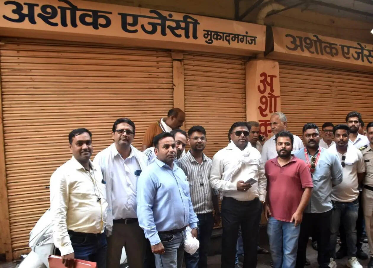 जबलपुरः अग्नि सुरक्षा और भवन नियमों की अनदेखी करने वालों पर नगर निगम की लगातार कार्रवाई