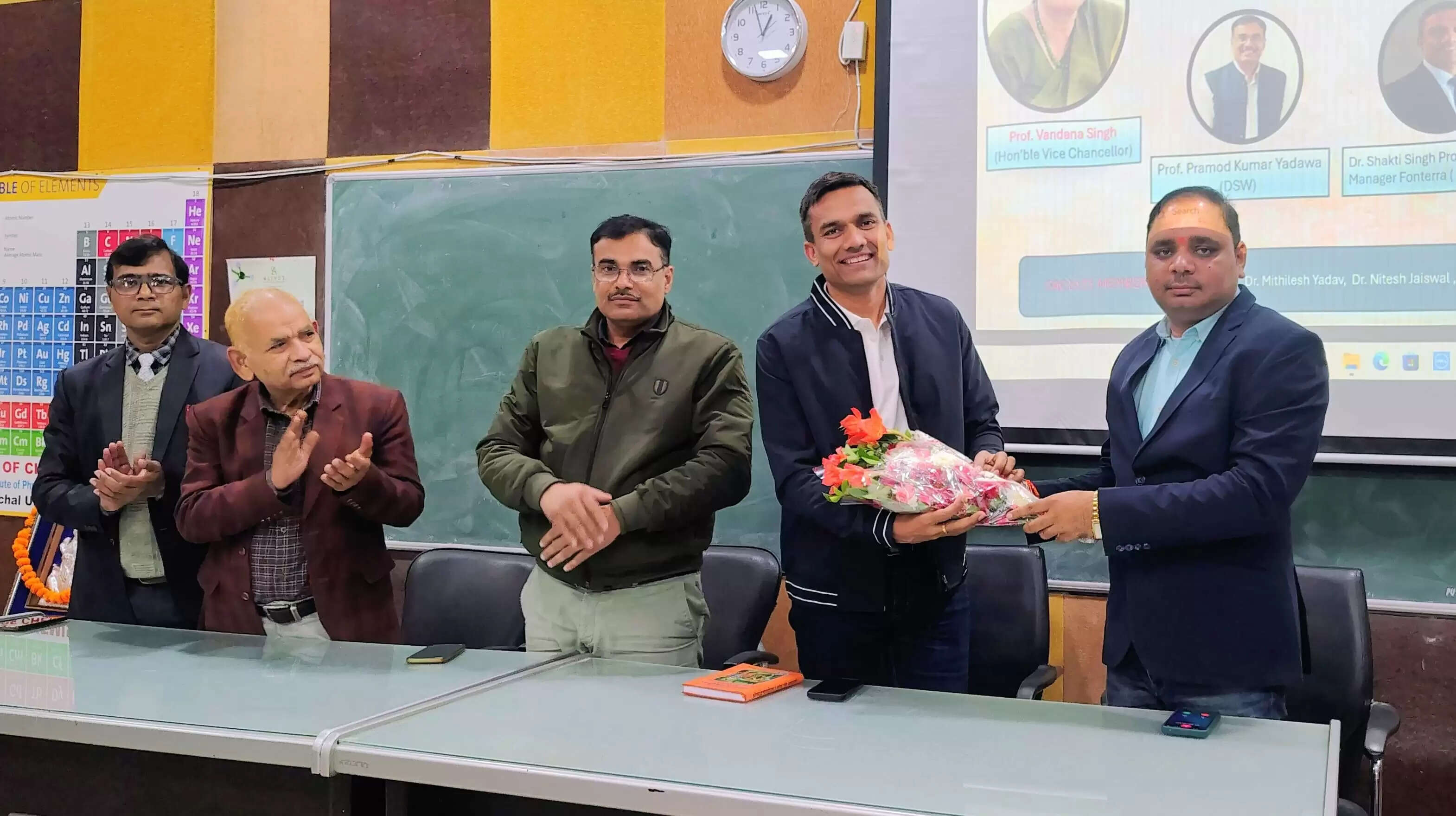 इक्कीसवीं सदी में भारतीय युवाओं के लिए वैश्विक अवसरों की भरमार: डॉ. शक्ति सिंह