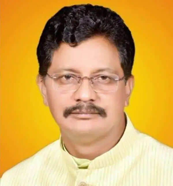 रामलाल रौतेल ने जनजाति आयोग के अध्यक्ष का कार्यभार संभाला