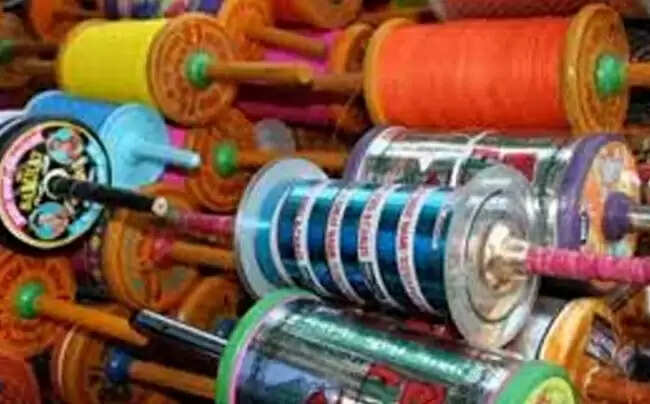 इंदौरः जिले में चायनीज धागे के पतंगबाजी में इस्तेमाल, भंडारण तथा विक्रय पर प्रतिबंध