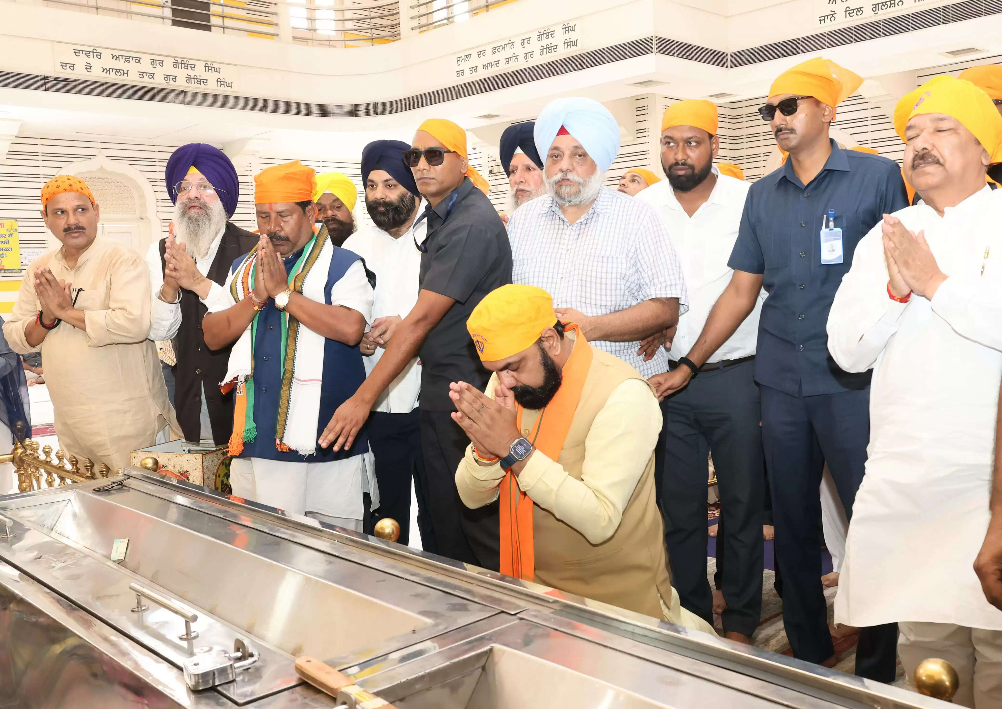 मुख्यमंत्री ने तख्त श्रीहरिमंदिर जी में मत्था टेका, राज्य के सुख, शांति एवं समृद्धि की कामना की