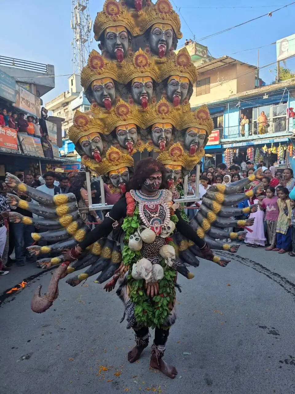 वाल्मीकि जयंती पर नगर क्षेत्रों में निकाली गई भव्य झांकियां
