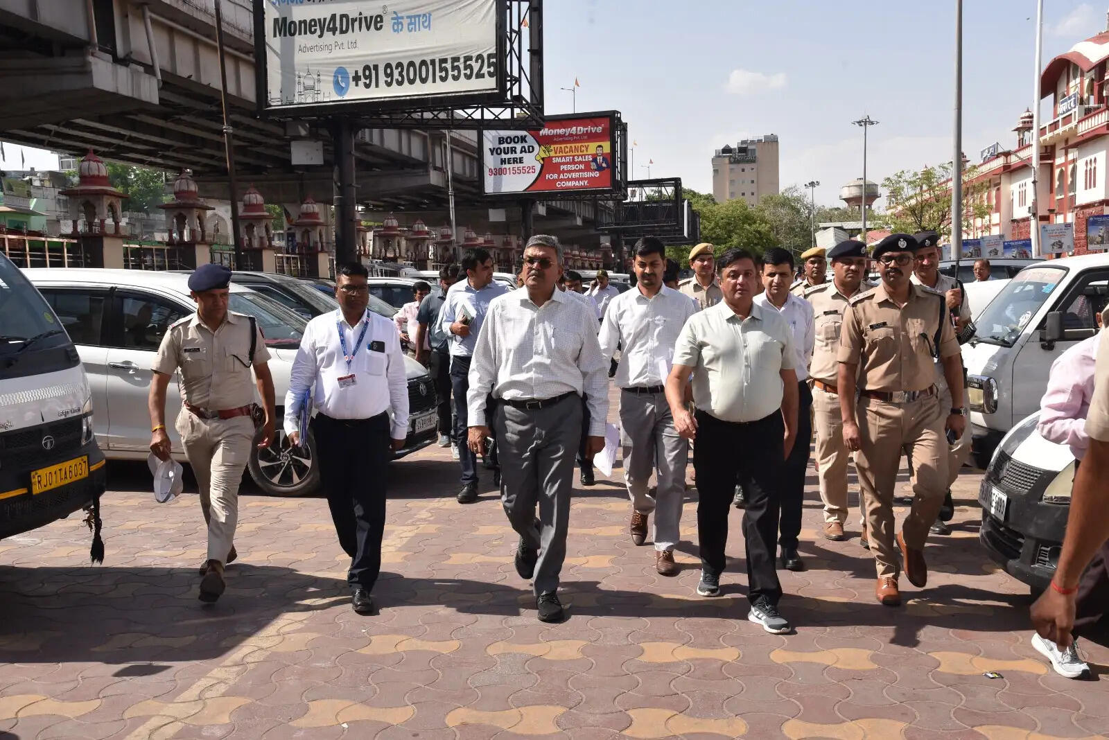 उत्तर पश्चिम रेलवे के महाप्रबंधक अमिताभ ने किया अजमेर स्टेशन का सघन निरीक्षण