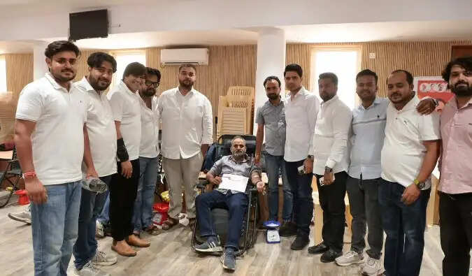 राजीव गांधी की पुण्यतिथि पर युवा कांग्रेस ने आयोजित किया रक्तदान शिविर