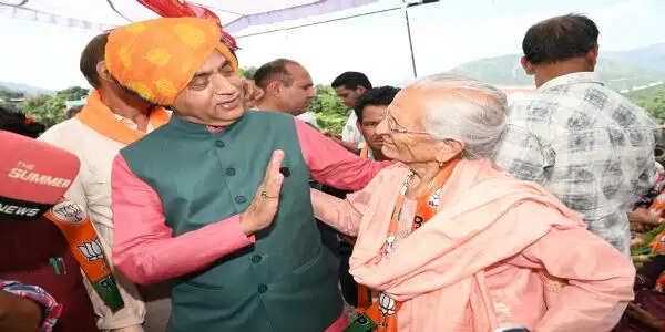 मुख्यमंत्री सुक्खू की कार्यप्रणाली पर सवाल: जयराम
