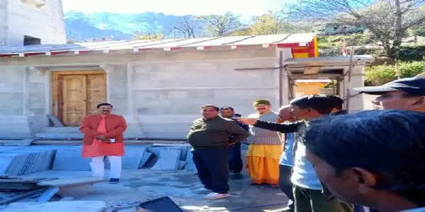 बीकेटीसी अध्यक्ष अजेन्द्र अजय ने निर्माणाधीन भविष्य बदरी मंदिर निर्माण कार्यों का किया निरीक्षण