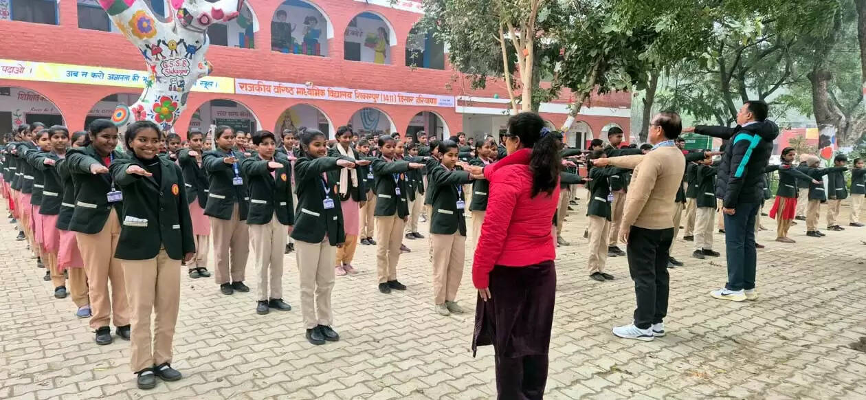 हिसार : शिकारपुर स्कूल में विद्यार्थियों ने ली नशे से दूर रहने की शपथ