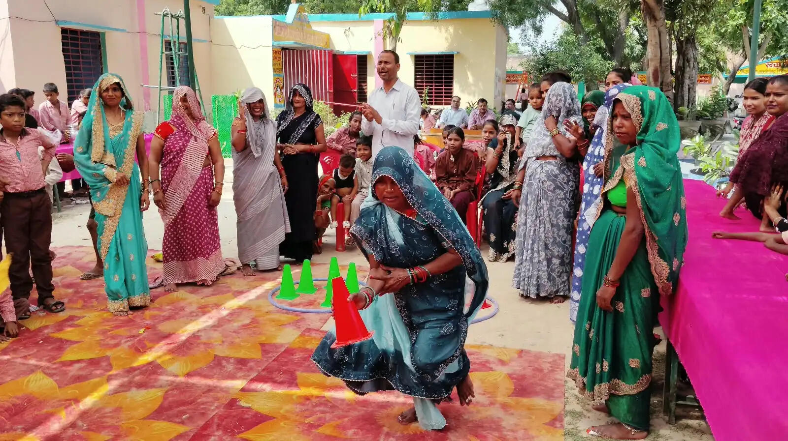 पीएम श्री विद्यालय पुराकलां में लगा मदर मेला, माताओं और बच्चों के स्वास्थ्य की हुई जांच