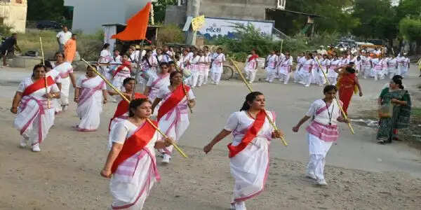 जामडोली में राष्ट्र सेविका समिति का भव्य पथ संचलन में दिखा अनुशासन,संस्कार और राष्ट्रभक्ति का अद्भुत संगम