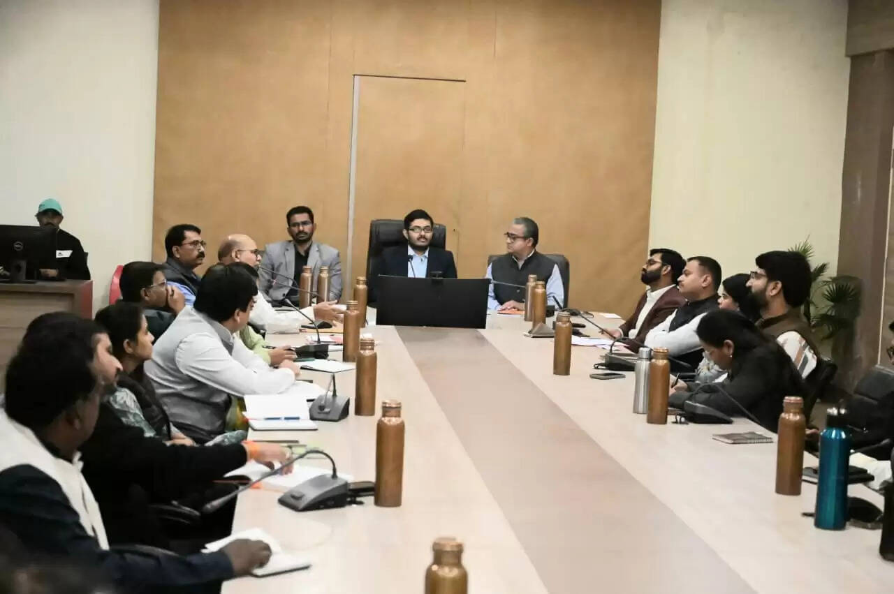 धार : संरक्षित स्मारकों के आसपास से हटाए जाएंगे अवैध अतिक्रमण