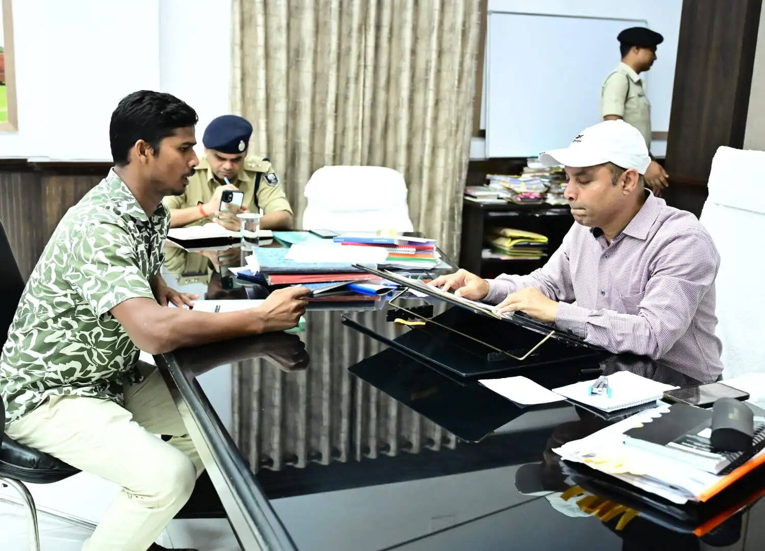 सबका सम्मान–जीवन आसान के तहत लगभग 10 मामलों की हुई सुनवाई