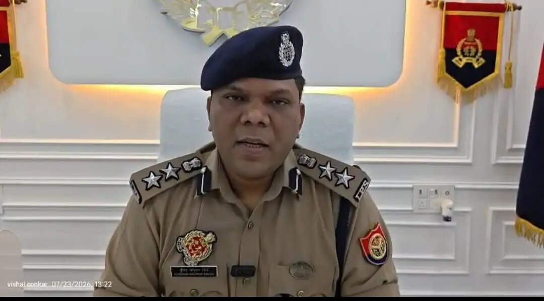 राज्यपाल आनंदीबेन पटेल के आगमन को लेकर सुरक्षा के कड़े इंतजाम, रेलवे स्टेशन से विश्वविद्यालय तक रहेगा चाक-चौबंद पहरा