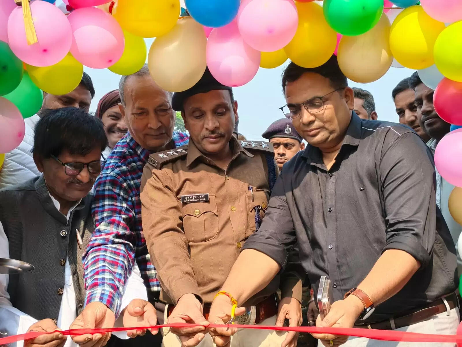 लाइफ सेवियर फाउंडेशन ने किया निःशुल्क चिकित्सा शिविर का आयोजन