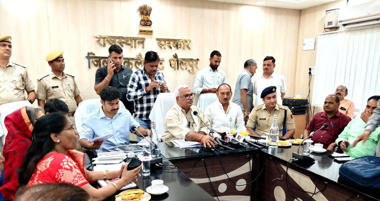 श्रद्धालुओं के लिए पेयजल एवं विश्राम की व्यवस्था कराएं : बेढम