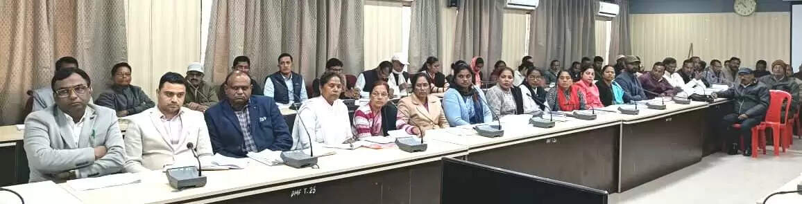 कोरिया : सीजीबीएसई परीक्षा 2026 की तैयारी तेज, कलेक्टर ने ली जिलेभर के स्कूलों की समीक्षा बैठक