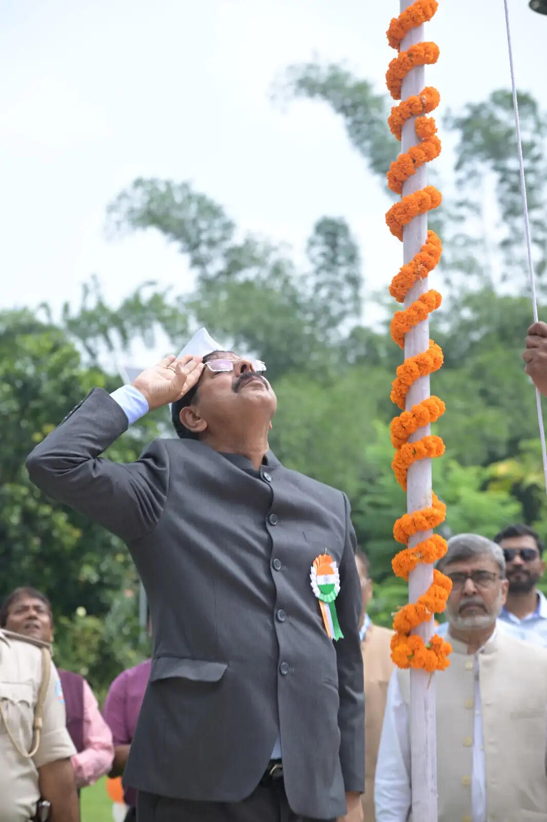 रांची स्थित एनएचएम मुख्यालय में अभियान निदेशक ने किया ध्वजारोहण