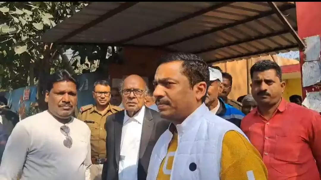 एससी-एसटी एक्ट में भवनाथपुर के विधायक भानू प्रताप शाही बरी, चार लोगों को सजा