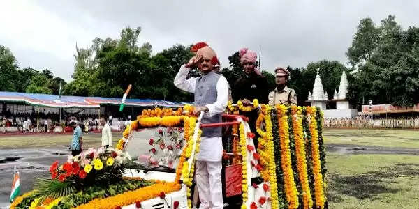 स्वतंत्रता सेनानियों के अथक परिश्रम, त्याग और बलिदान का परिणाम है स्वतंत्रता दिवस : उप मुख्यमंत्री शुक्ल