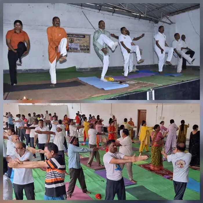 छत्तीसगढ़ योग आयोग के अध्यक्ष की उपस्थिति में योग शिविर का हुआ आयोजन