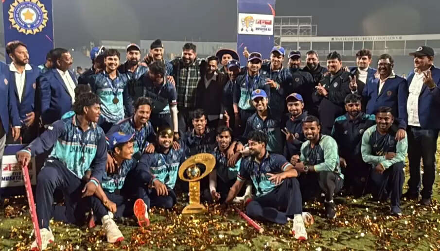 झारखंड की क्रिकेट टीम ने जीती सैयद मुश्ताक अली ट्रॉफी, मुख्यमंत्री हेमंत सोरेन ने दी बधाई