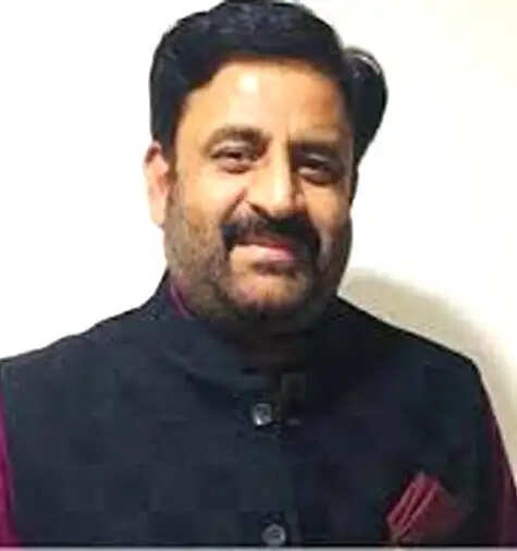 भाषण प्रतियोगिता में मिताली गर्ग अव्वल