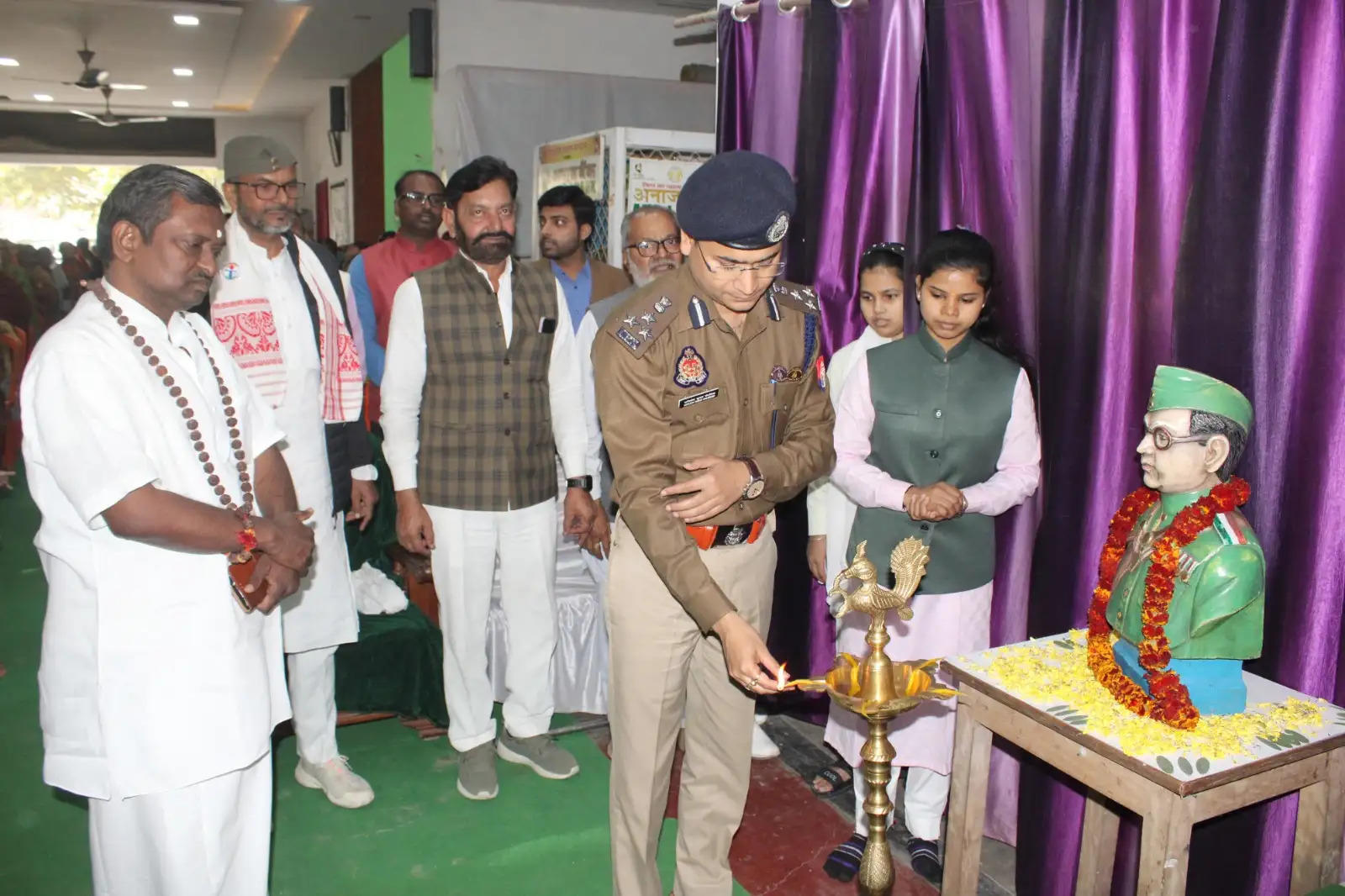 वैदिक संस्कृति के बिना भारत की उन्नति संभव नहीं : अखिलेश चौरसिया