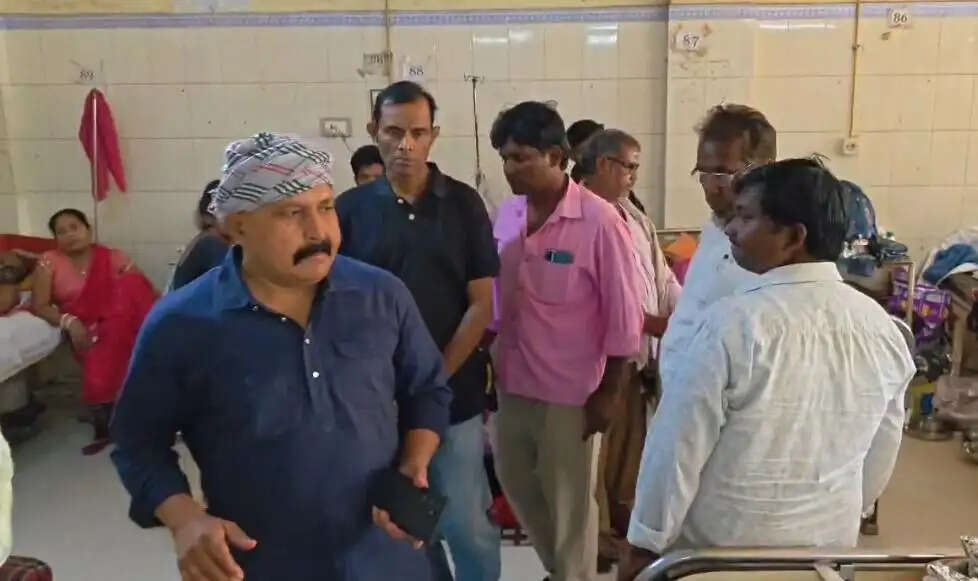 ऑपरेशन के नाम पर 40 हजार की मांग का आरोप, राजद नेता ने उठाया मामला