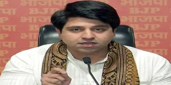 शहजाद पूनावाला ने भाजपा अध्यक्ष नितिन नवीन को फिर भेजा इस्तीफा, शीर्ष नेतृत्व का जताया आभार