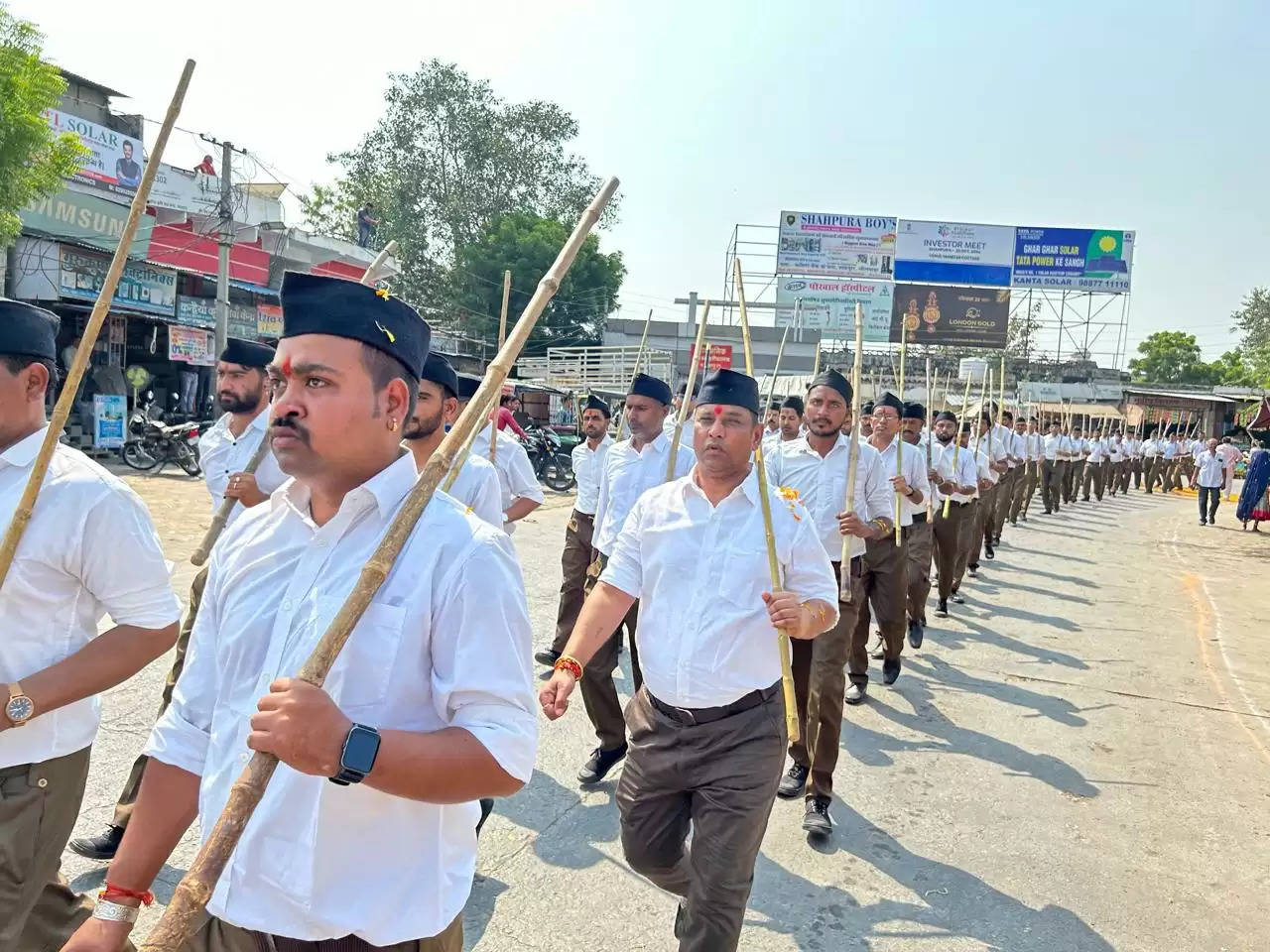 शाहपुरा में राष्ट्रीय स्वयंसेवक संघ का भव्य पथ संचलन