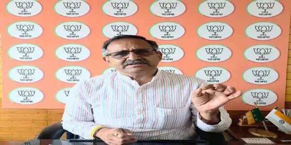 ऑर्केस्ट्रा ग्रुप विवाद की हो निष्पक्ष जांच, महिला कांस्टेबलों की शिकायत पर कार्रवाई करे सरकार : भाजपा