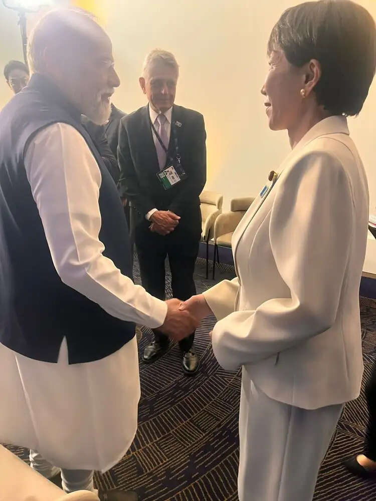 जी-7 सम्मेलन में दिखी भारतीय कूटनीति, पीएम मोदी ने ब्रिटेन, यूएई, जापान, मिस्र और केन्या के नेताओं से की मुलाकात