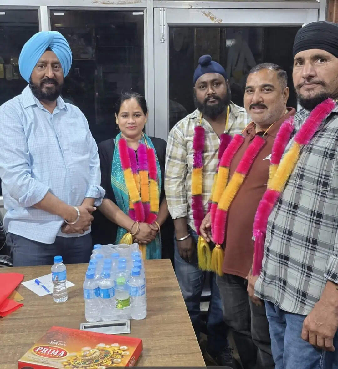 चठ्ठा कुल्लियां की महिला नेता सतवीर कौर समर्थकों के साथ कांग्रेस में शामिल