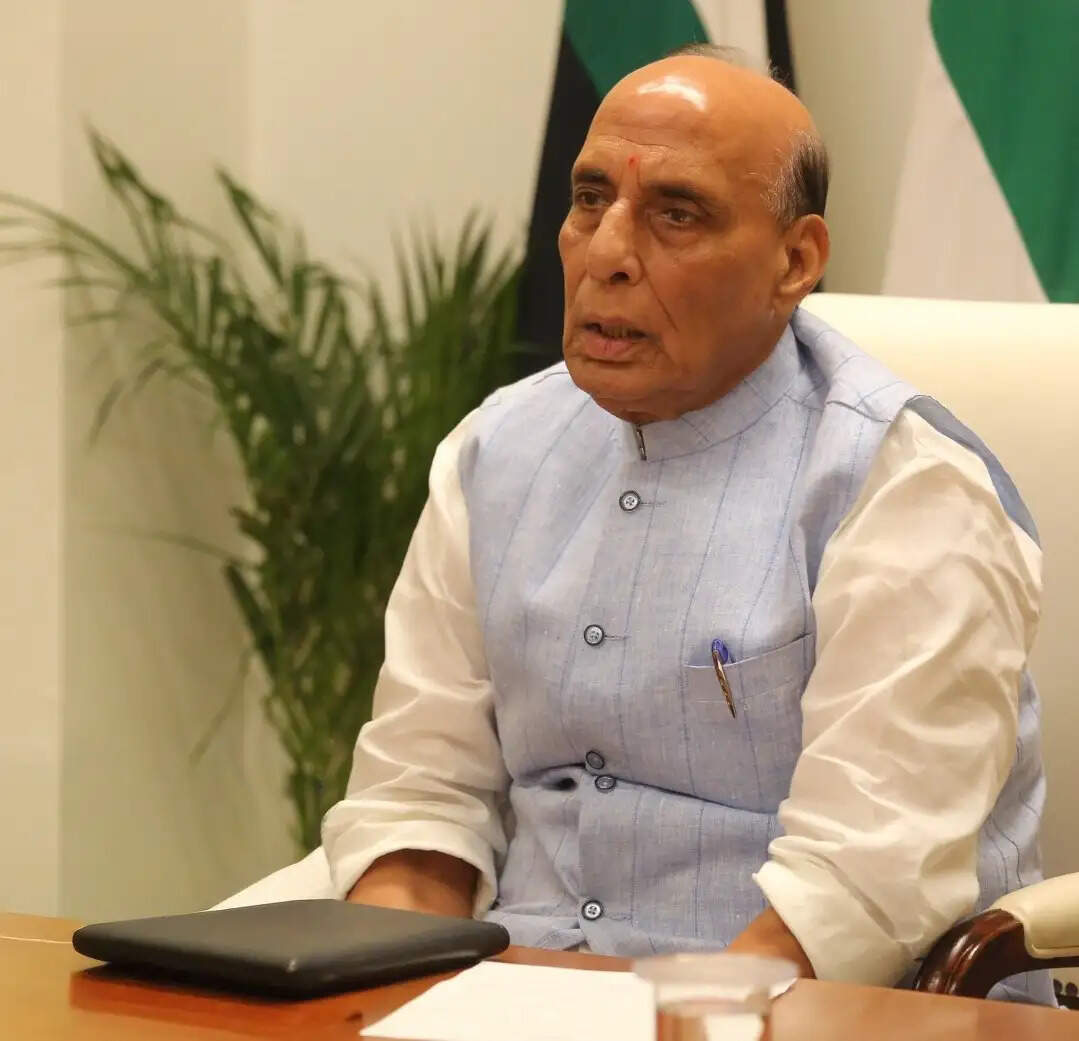 रक्षा मंत्री ने लखनऊ में देश के पहले सैन्य चिकित्सा विभाग का वर्चुअल उद्घाटन कर कहा, युद्धक्षेत्र की चुनौतियों से निपटना आसान होगा