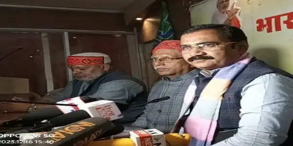 काशी के सांसद एवं प्रधानमंत्री मोदी का होगा अभूतपूर्व स्वागत : दिलीप पटेल