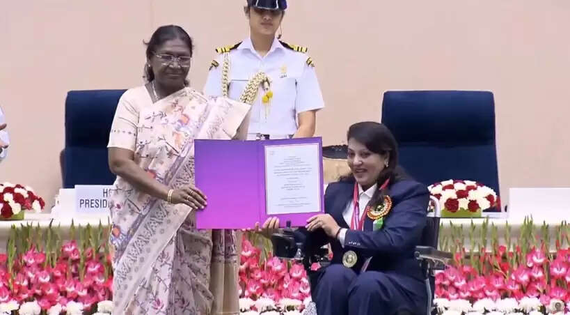 मुख्यमंत्री डॉ. यादव ने इंदौर की पैरा एथलीट पूजा को पुरस्कार मिलने पर दी बधाई