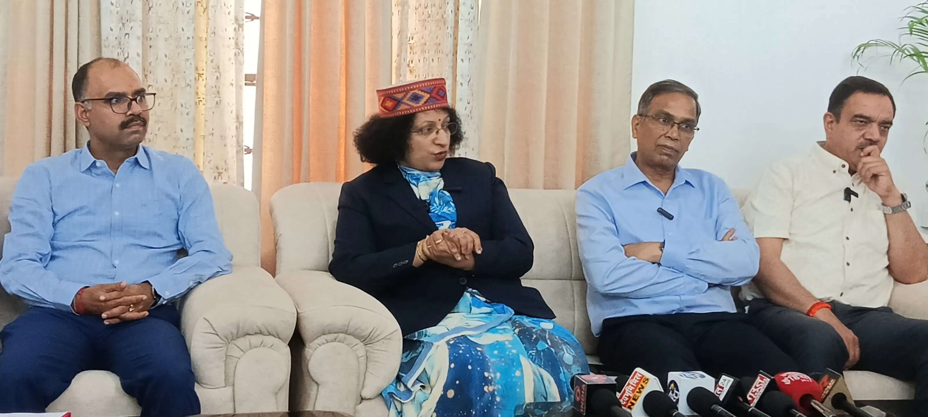 एनआईटी हमीरपुर में निम्बस-2025 का दूसरा दिन: छात्रों के अविष्कारों ने मचाई धूम